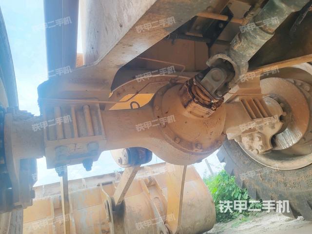 前驅(qū)動(dòng)橋（液壓/傳動(dòng)系統(tǒng)）