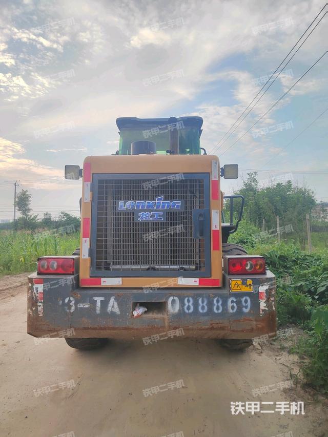 正后方（整機(jī)外觀）