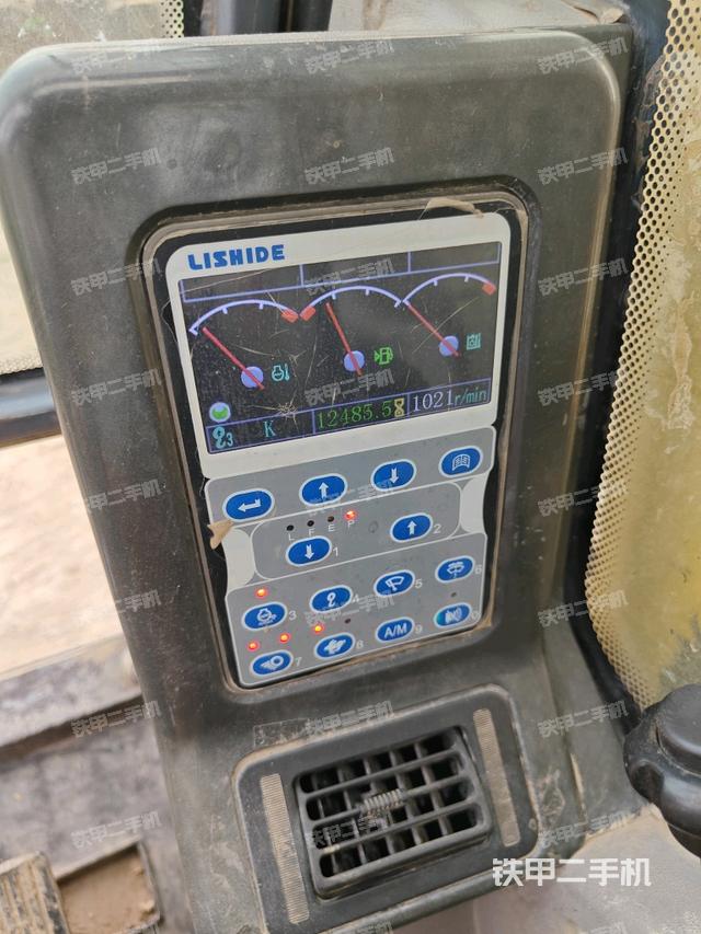 小時(shí)表（駕駛室部分）