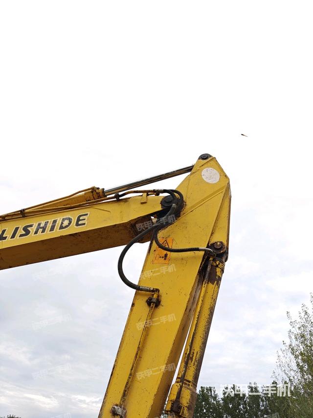 小臂整體左后（工作和回轉(zhuǎn)裝置）