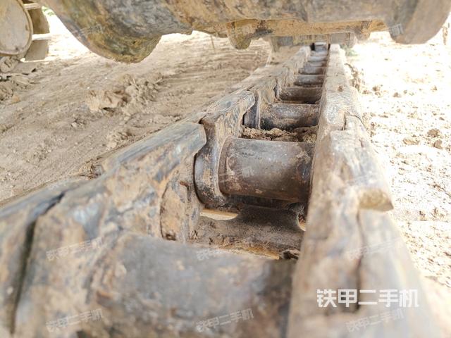 右導(dǎo)向輪（行走機(jī)構(gòu)）