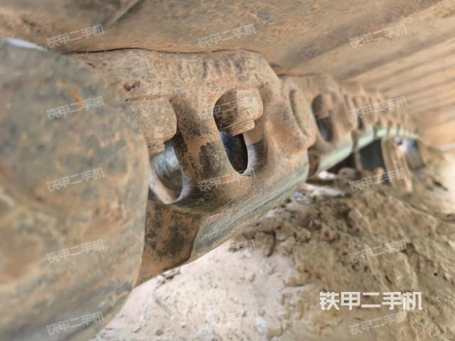 左側履帶整體?（行走機構）