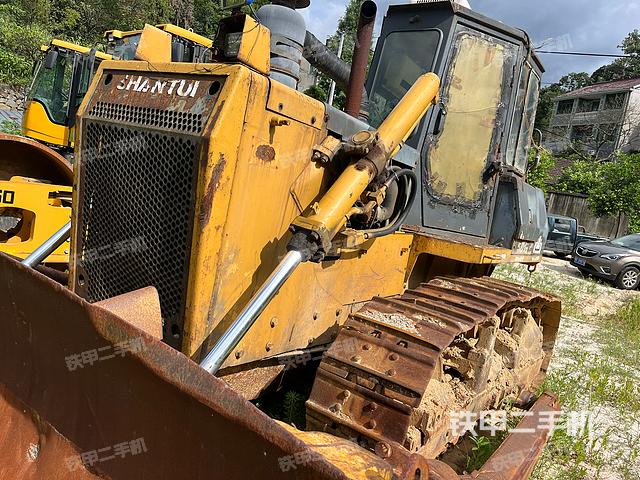 山推SD16H高原型推土机