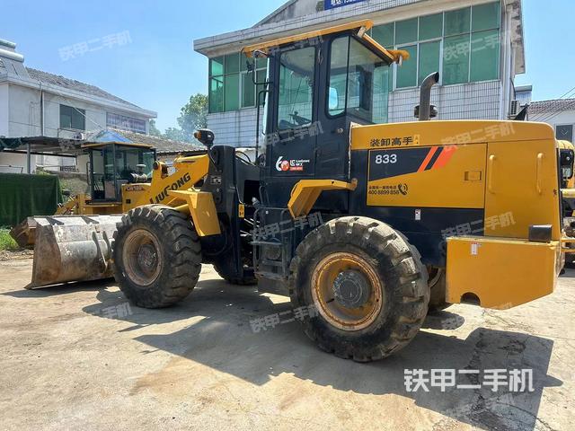 柳工CLG833装载机