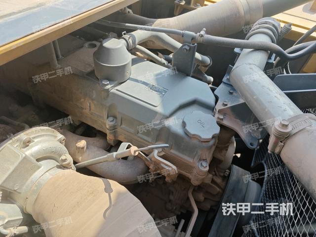 发动机室（上车部件）