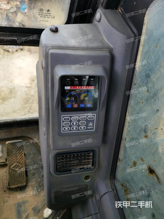 显示屏 （驾驶室部分）