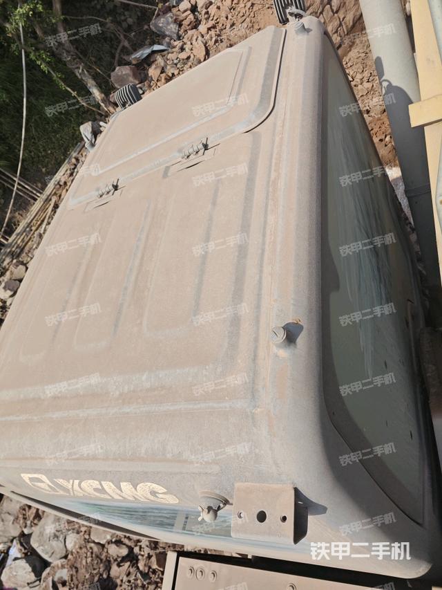 驾驶室顶部俯视（上车部件）