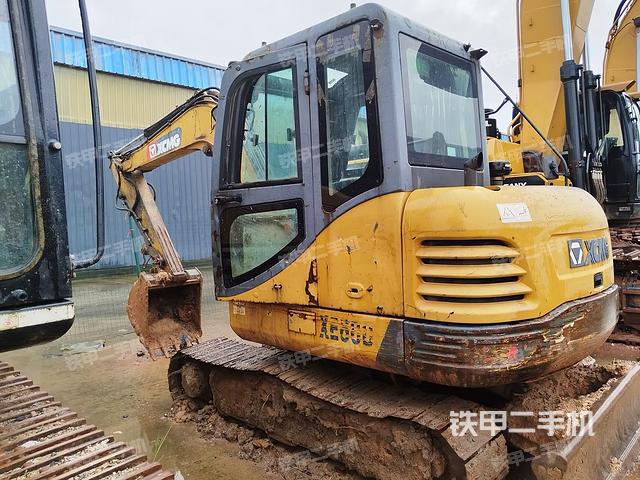 徐工XE60D挖掘機(jī)