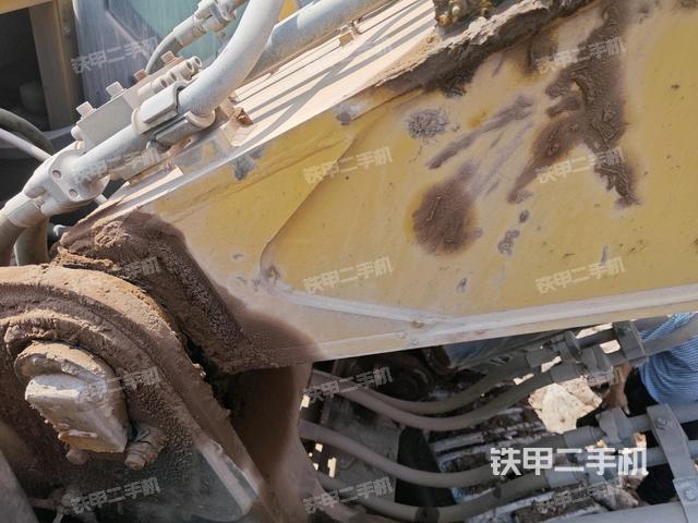 大臂根部 斜视（工作和回转装置）