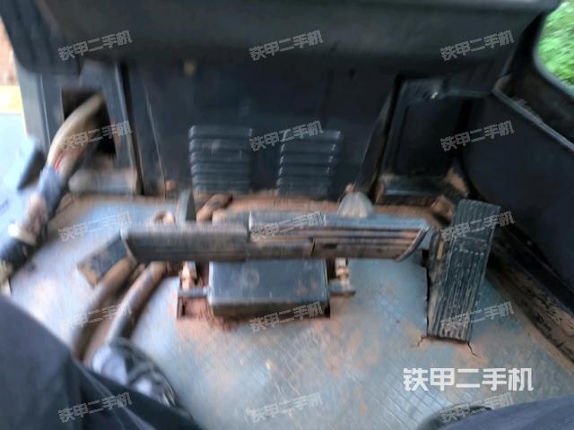 駕駛室內(nèi)部頂部（推土機(jī)駕駛室）