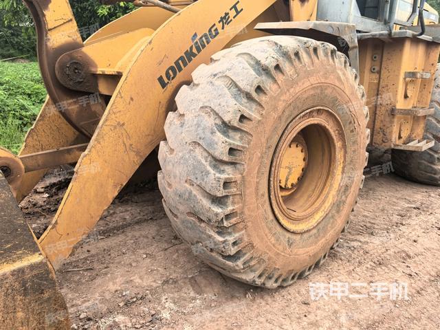 左前輪（行走機構）