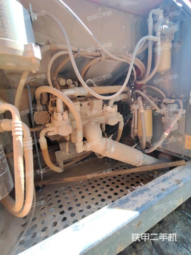 液压泵斜45 右（大件舱室）