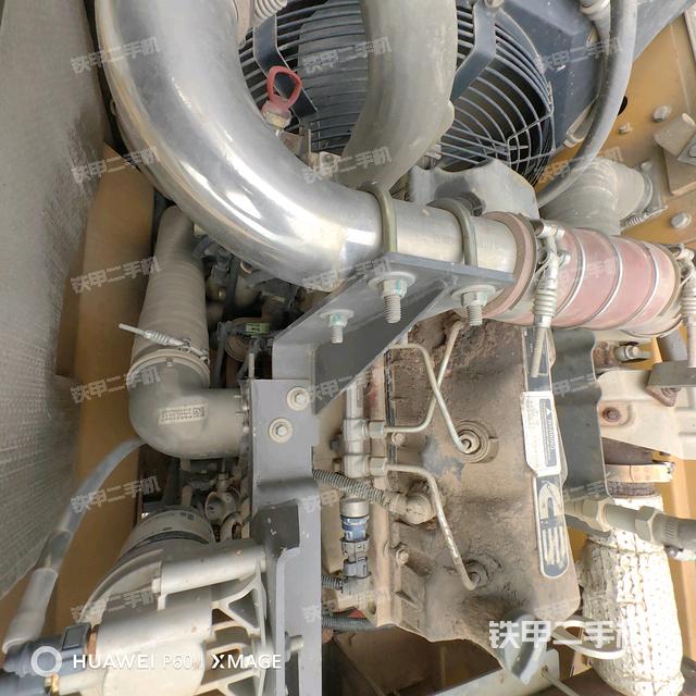 气门室盖螺丝特写（上车部件）