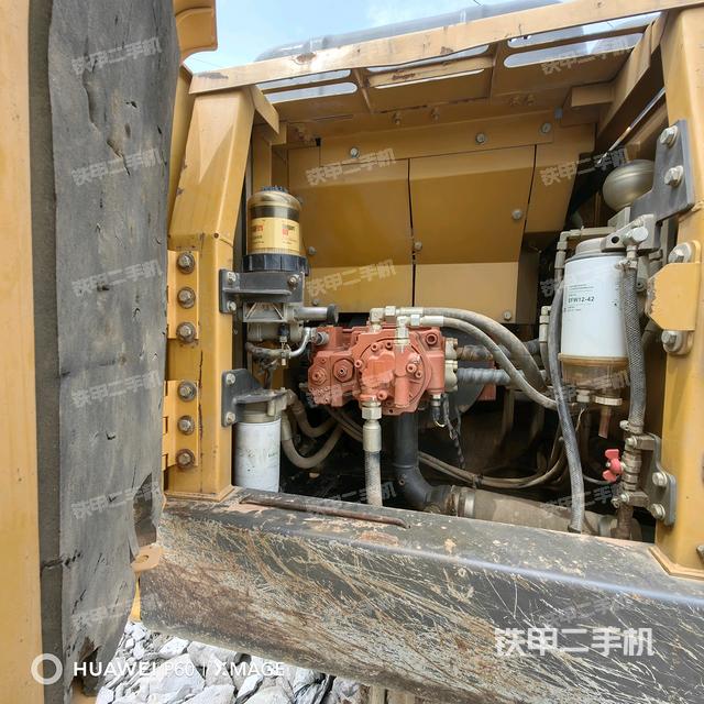 液压泵斜45 左（大件舱室）