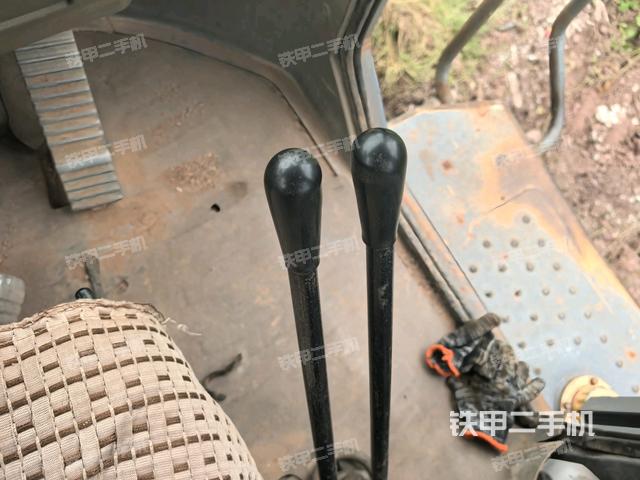 操作桿  檔位（駕駛室部分）