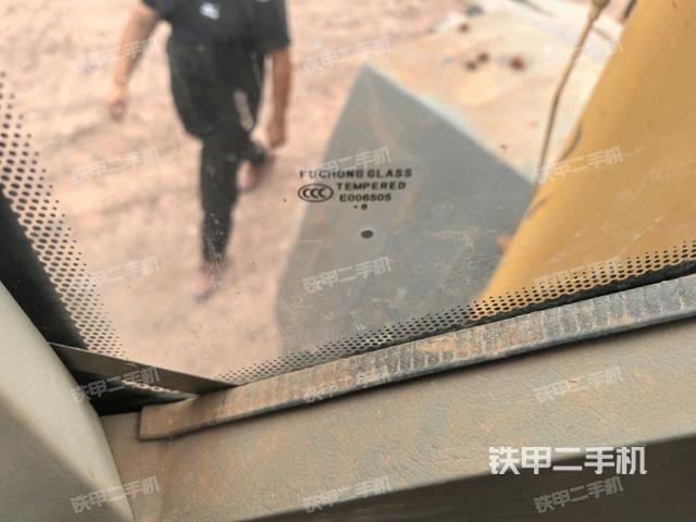 前擋風玻璃標 （駕駛室部分）