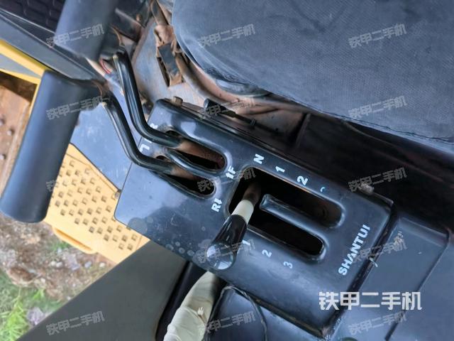 駕駛室外頂部全景（推土機(jī)駕駛室）