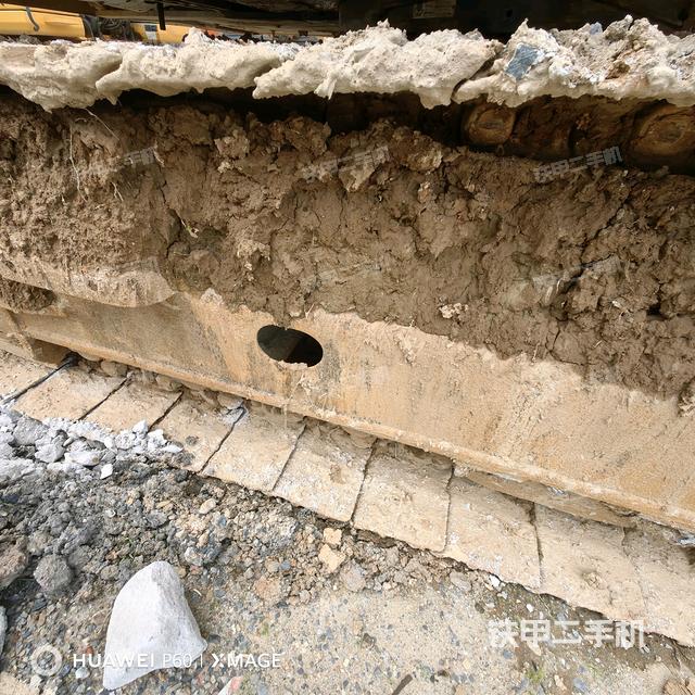 左侧行走马达盖板（行走机构）