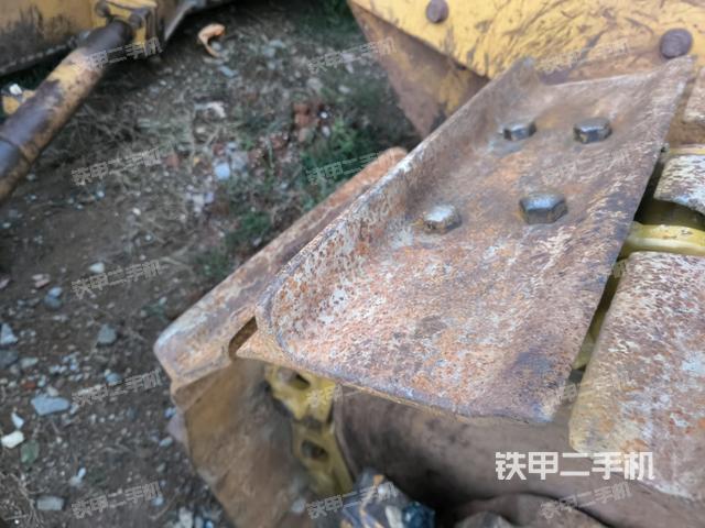 左引導(dǎo)輪（推土機(jī)底盤及工作裝置）