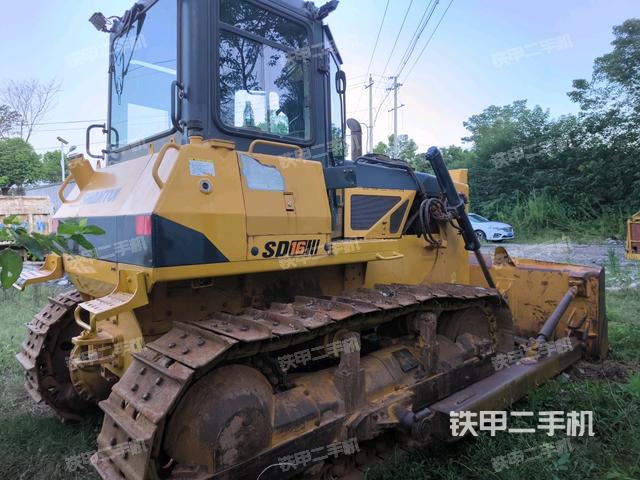 右后45°（推土機(jī)整車外觀）