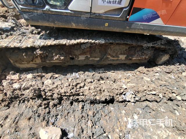 右侧行走马达盖板（行走机构）