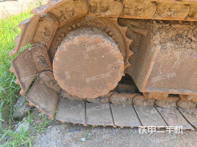 右驅(qū)動(dòng)輪(行走機(jī)構(gòu)) 右驅(qū)動(dòng)輪(行走機(jī)構(gòu))