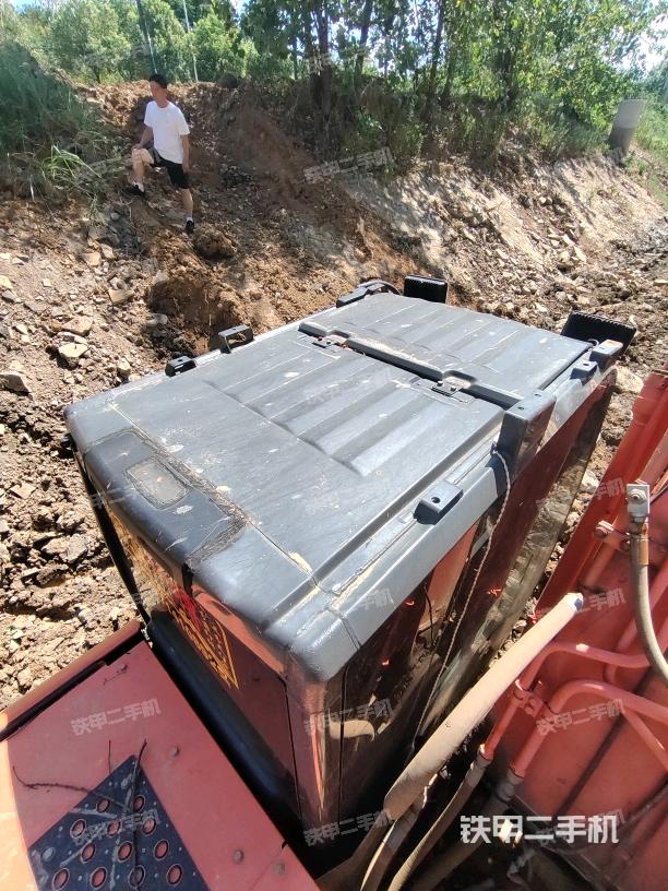 驾驶室顶部俯视（上车部件）