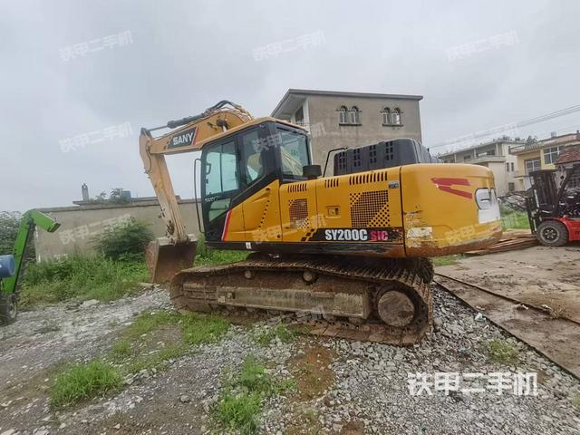 三一重工SY200C挖掘机