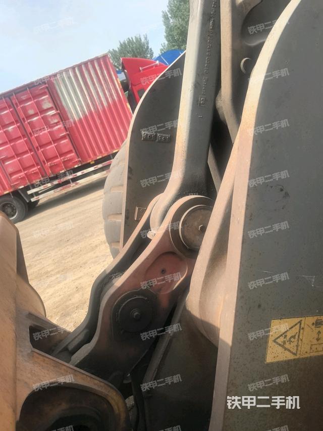 铲斗油缸侧面（工作装置）