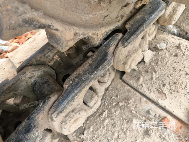 左側履帶整體?（行走機構）