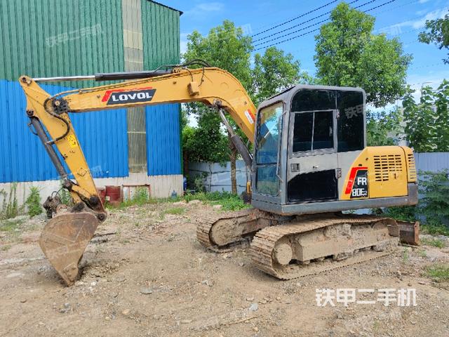 雷沃重工FR75E挖掘機(jī)