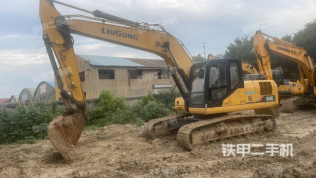 柳工CLG922E挖掘机