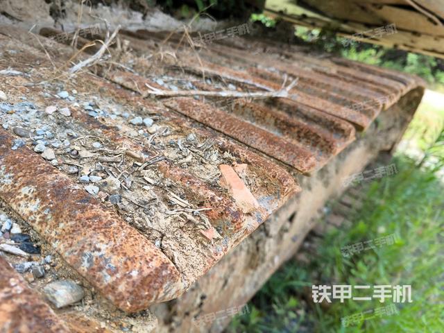 右侧行走马达盖板(行走机构) 右侧行走马达盖板(行走机构)