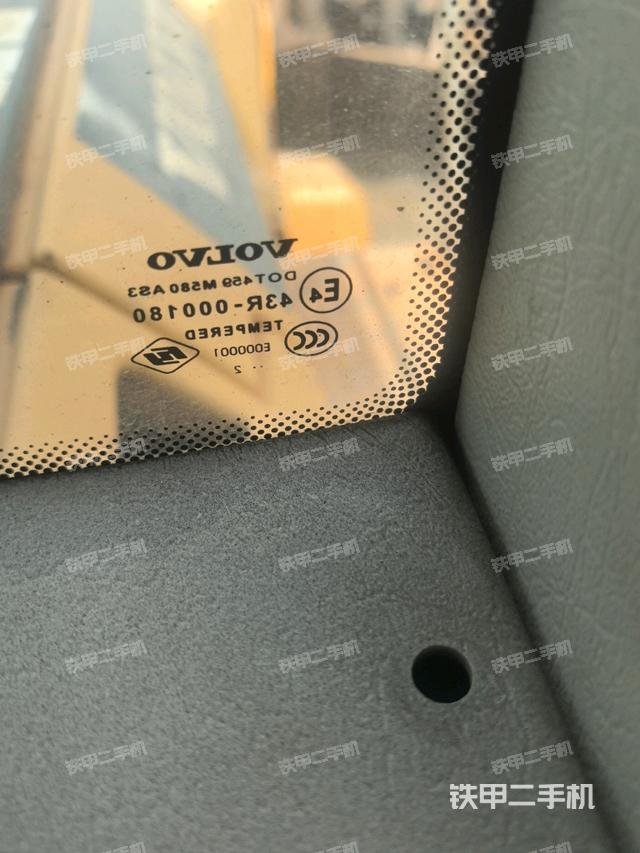 后窗玻璃角标 （驾驶室部分）