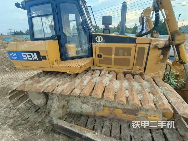 山工SEM816D推土机