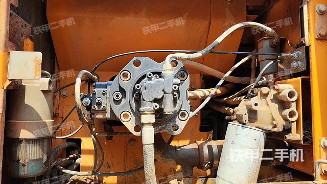 散熱器正面(大件艙室) 散熱器正面(大件艙室)