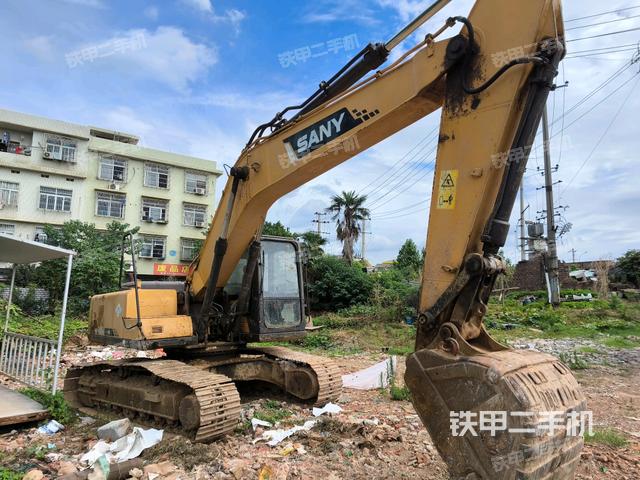 右前45(整機外觀) 右前45(整機外觀)