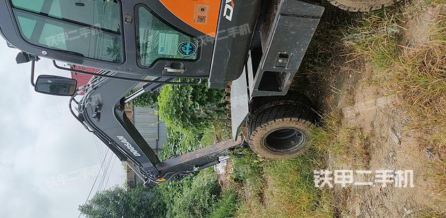 斗山DH60挖掘机