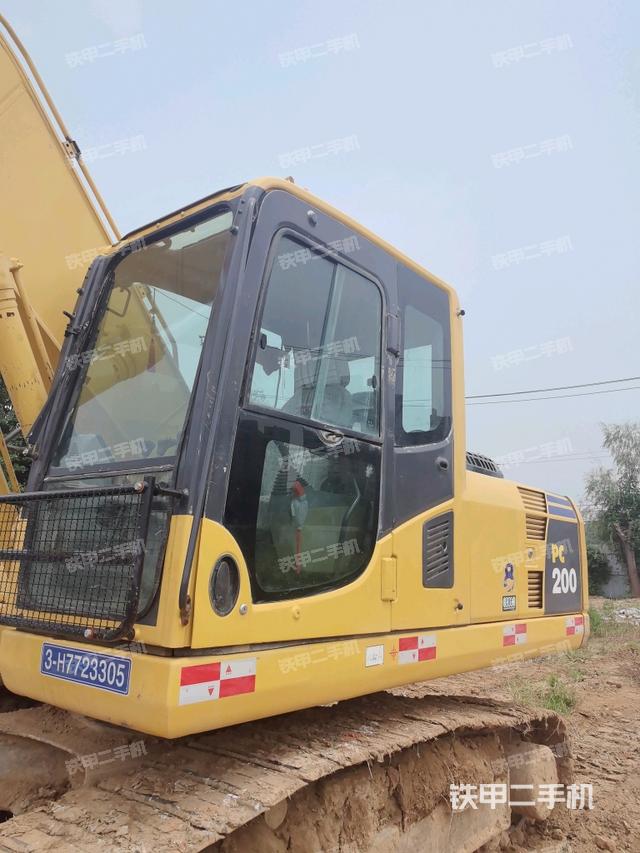 驾驶室整体（整机外观）