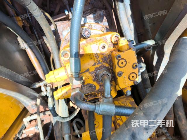 水箱+风扇特写(上车部件) 水箱+风扇特写(上车部件)