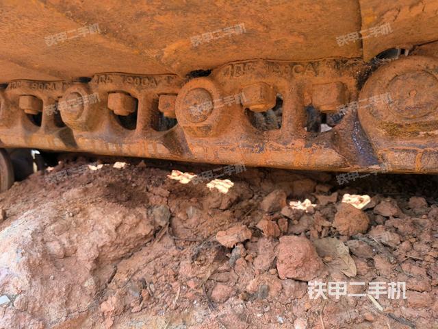 右驱动轮(行走机构) 右驱动轮(行走机构)