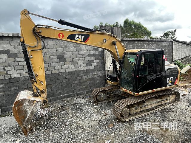 卡特彼勒CAT®313D2 L 小型液压挖掘机