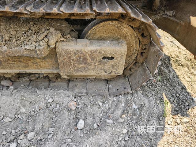 左導(dǎo)向輪（行走機(jī)構(gòu)）