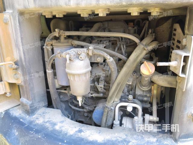 增压器特写(上车部件) 增压器特写(上车部件)