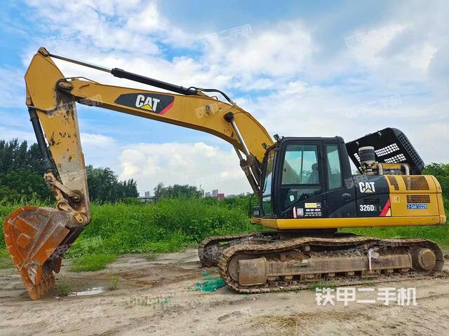 卡特彼勒CAT®326D2 L 液压挖掘机