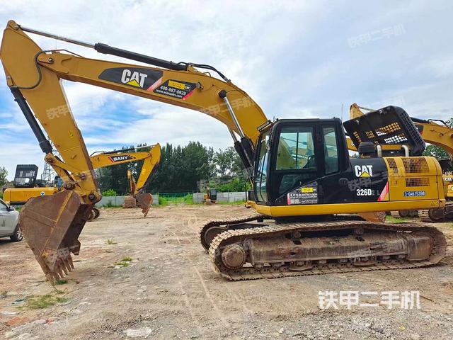 卡特彼勒CAT®326D2 L 液压挖掘机