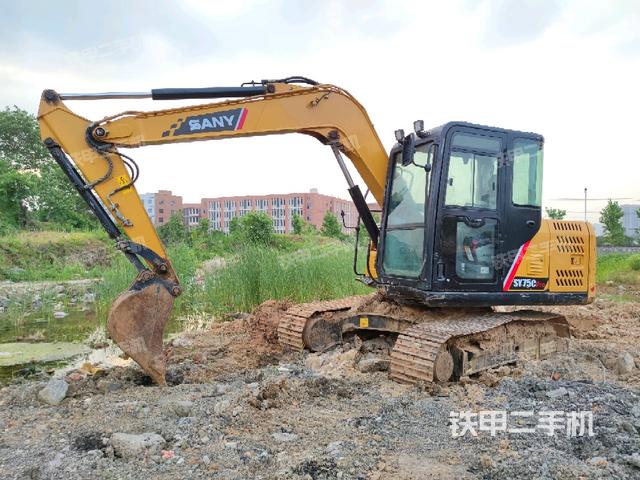 三一重工SY75C挖掘機