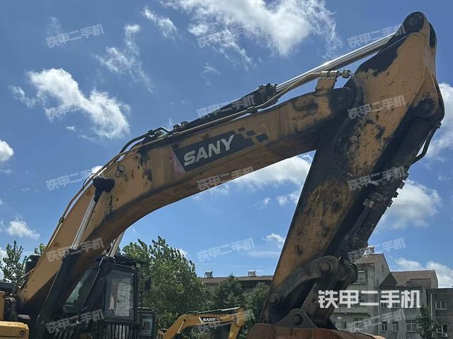 大臂整體?右側(cè)(工作和回轉(zhuǎn)裝置) 大臂整體?右側(cè)(工作和回轉(zhuǎn)裝置)