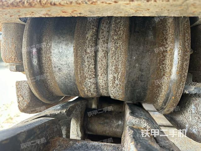 右側(cè)行走馬達(dá)蓋板(行走機(jī)構(gòu)) 右側(cè)行走馬達(dá)蓋板(行走機(jī)構(gòu))