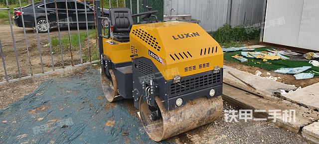 山推SR14D压路机